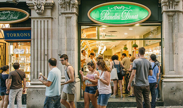 Planelles i Donat ice cream shop Portal de l'Àngel Barcelona