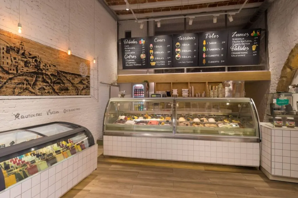 Interior de Gelateria La Palau